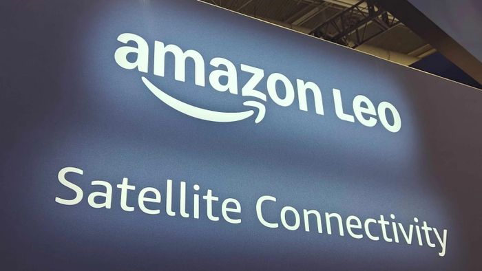 Amazon Leo sẽ cạnh tranh trực tiếp với Starlink của SpaceX. Ảnh: PCmag