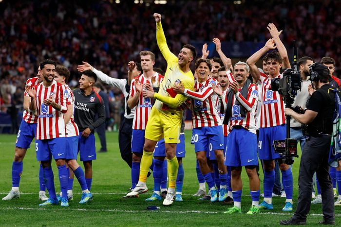 Atletico tiếp tục khiến Barca ôm hận. Ảnh: Diario AS