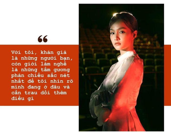 - Gia đình có thường xuyên theo dõi những bước đi đầu tiên của chị trên màn ảnh không?