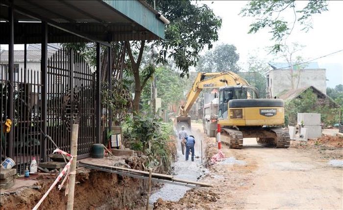 Dự án cải tạo, nâng cấp đường ĐH11 được triển khai thuận lợi nhờ sự đồng thuận, ủng hộ của người dân.