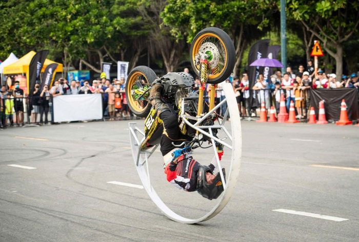 Một màn trình diễn superbike. Ảnh minh họa