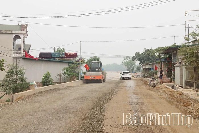 Nhờ phát huy vai trò lãnh đạo của Đảng, xã Hiền Lương đã tập trung nguồn lực đầu tư hệ thống giao thông, góp phần xây dựng nông thôn mới và nâng cao đời sống Nhân dân.