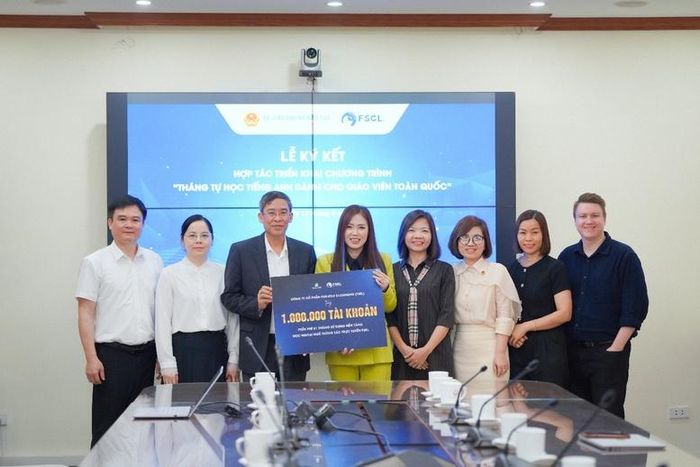 FSEL trao tặng 1 triệu tài khoản học tập, triển khai “Tháng tự học tiếng Anh” dành cho giáo viên toàn quốc.
