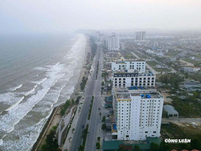 Biển Sầm Sơn "thay áo mới" trước thềm du lịch