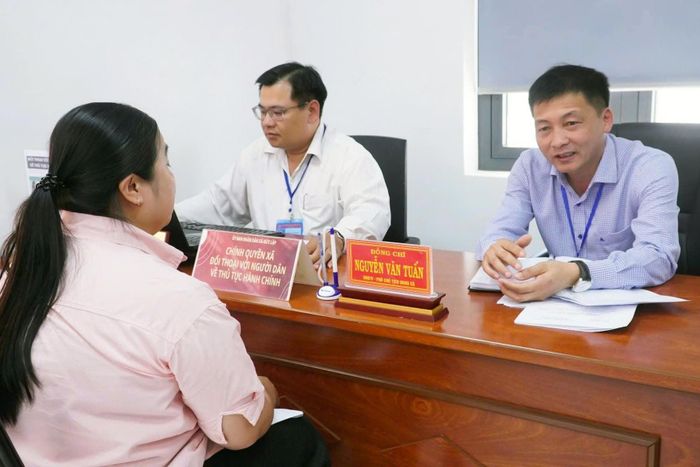 Đối thoại, lắng nghe kiến nghị, phản ánh của Nhân dân cũng là cách để nắm bắt, định hướng DLXH trong xây dựng chính quyền địa phương 2 cấp tại xã Đức Lập