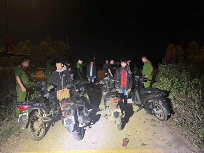 Phòng Cảnh sát hình sự Công an tỉnh Bắc Ninh xử lý nhóm đối tượng thanh thiếu niên tụ tập, đem theo dao phớ gây mất ANTT. 