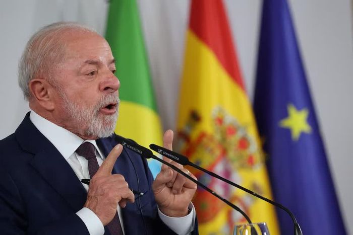  Tổng thống Brazil Luiz Inacio Lula da Silva tham dự cuộc họp báo trong khuôn khổ hội nghị thượng đỉnh tại Barcelona, Tây Ban Nha, ngày 17/4/2026. Ảnh: Reuters. 