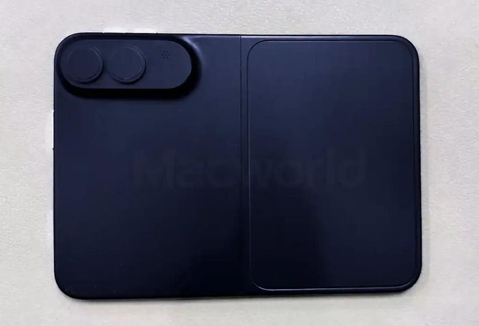 iPhone Fold được cho là sẽ có tùy chọn màu Indigo đậm. Ảnh: Macworld