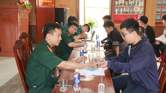 100% thanh niên tuổi 17 ở Tam Kỳ đăng ký nghĩa vụ quân sự lần đầu năm 2026