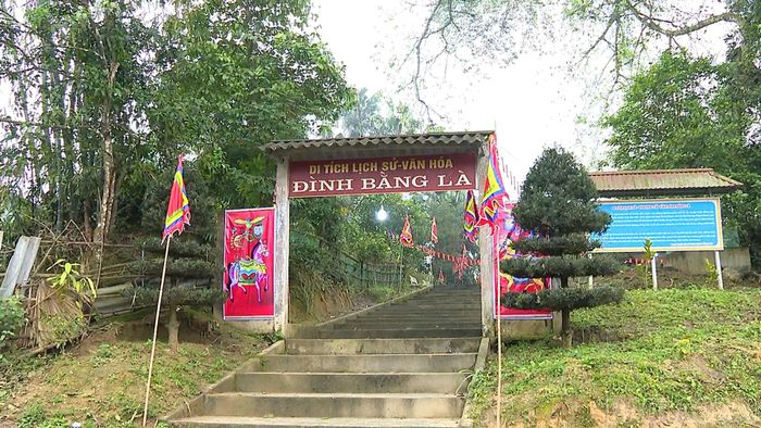 Đình Bằng Là được công nhận là Di tích lịch sử - văn hóa cấp tỉnh năm 2010.