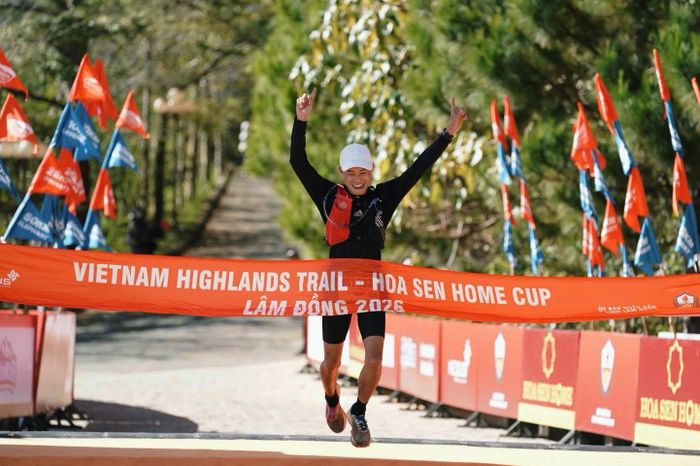 Vận động viên Văn Bình, Top 1 cự ly 10 km tại Giải Vietnam Highlands Trail - Hoa Sen Home Cup Lâm Đồng 2026