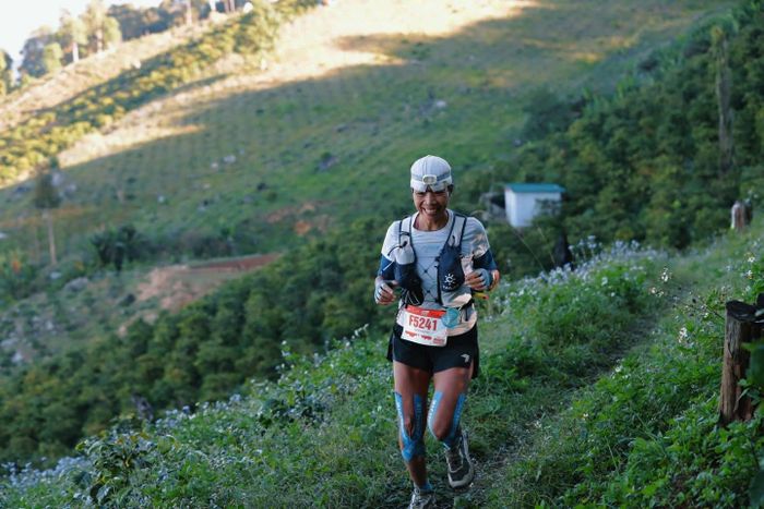 Các vận động viên thi đấu ở cự ly 10 km, 25 km và 50 km, xuất phát theo từng khung giờ phù hợp với điều kiện chuyên môn