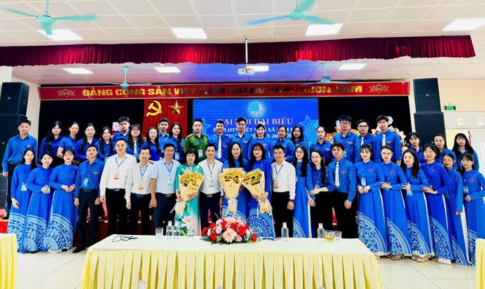Ra mắt Ủy ban Hội Liên hiệp thanh niên Việt Nam xã Nam Phù nhiệm kỳ 2026-2029. Ảnh: Phương Xuyến