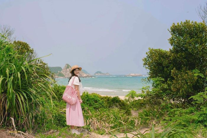 Vẻ đẹp hoang sơ của đảo Thanh Lân. Ảnh: Trang Phạm