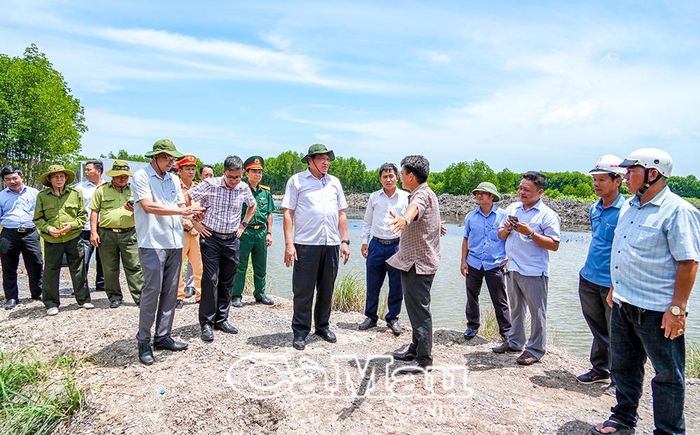 Đồng chí Lâm Văn Bi,
