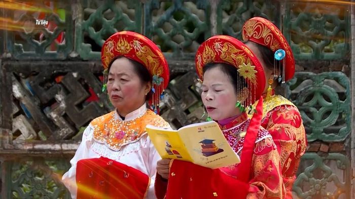 Tế Cửu Khúc là dạng thức tế vua theo loại hình nghệ thuật diễn xướng dân gian "vừa tế vừa ca". Ảnh: Hải Yến - TTXVN