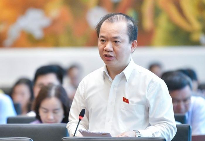 PGS.TS Bùi Hoài Sơn, Đại biểu Quốc hội khóa XVI. Ảnh: Cổng TTĐTQH