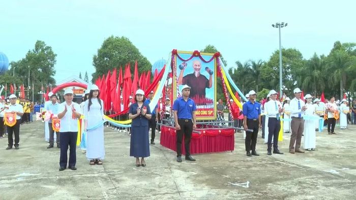 Quang cảnh lễ khai mạc đại hội. Ảnh: R.H