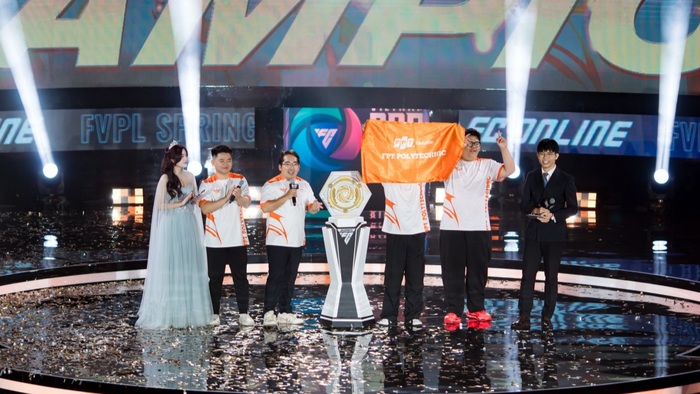 FPT Polytechnic lên ngôi vương FVPL Spring 2026. Ảnh: FC Online