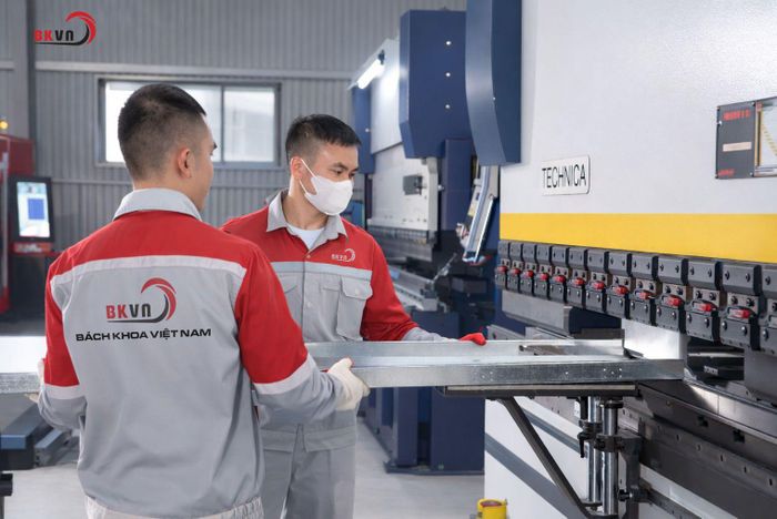 Công ty CP Bách Khoa Việt Nam áp dụng tiêu chuẩn ISO 9001:2015 nhằm đảm bảo chất lượng sản phẩm đồng đều và hướng tới phát triển bền vững.