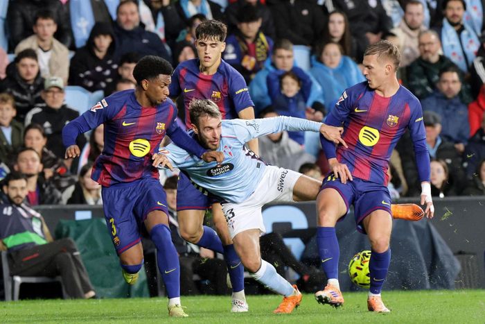 Barca không muốn có sai lầm nào. Ảnh: FdV
