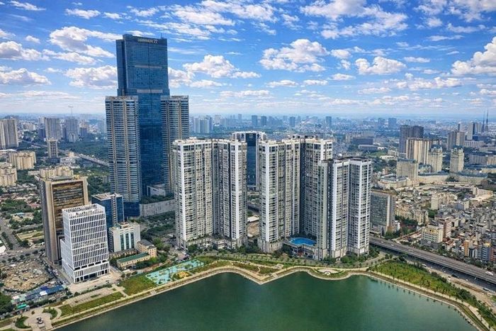  Dự thảo Luật Thủ đô (sửa đổi) theo hướng phân quyền mạnh mẽ nhằm tăng tính chủ động, sáng tạo, trách nhiệm để Hà Nội phát triển nhanh và bền vững trong kỷ nguyên mới.