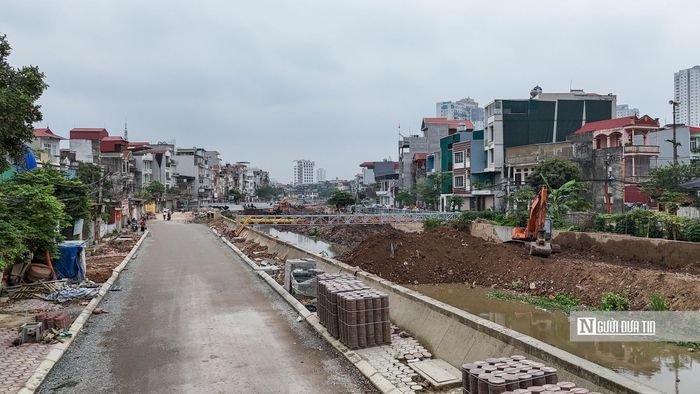 Hình ảnh ngổn ngang tại dự án.