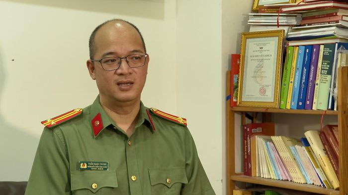 Trung tá Trần Nam Chung, Giám đốc Điện ảnh CAND, chỉ đạo sản xuất phim "Tận hiến".