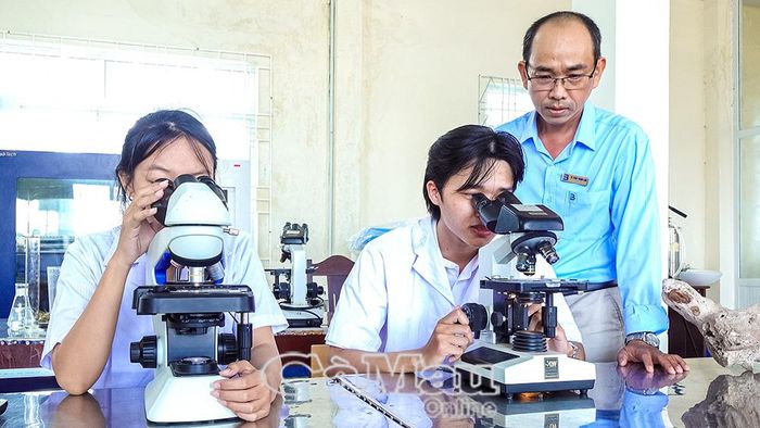 Các nghiên cứu sáng tạo khoa học - kỹ thuật tại các nhà trường luôn được Liên hiệp Hội tích cực hỗ trợ đưa vào sản xuất thực tế, góp phần giảm nghèo bền vững.