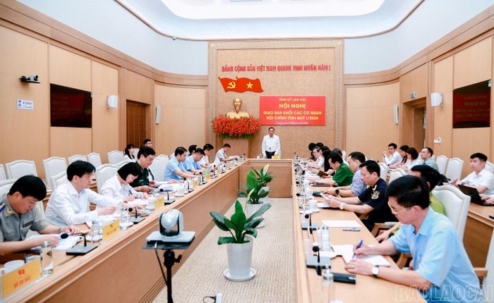 Quang cảnh hội nghị.