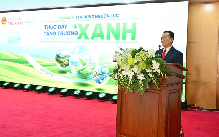 TS. Nguyễn Trí Hiếu, Viện trưởng Viện Nghiên cứu và Phát triển thị trường Tài chính và Bất động sản Toàn cầu, phát biểu tại Diễn đàn
