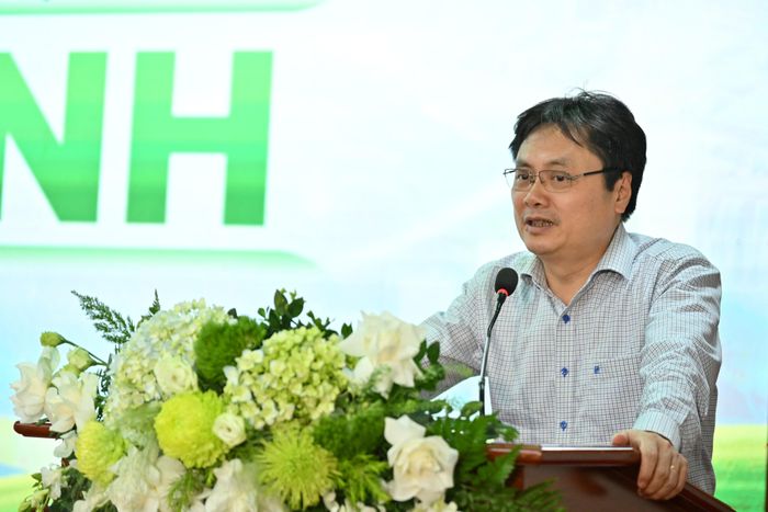 Phó Viện trưởng Viện Chiến lược chính sách Nông nghiệp và Môi trường Nguyễn Trung Thắng phát biểu tại Diễn đàn