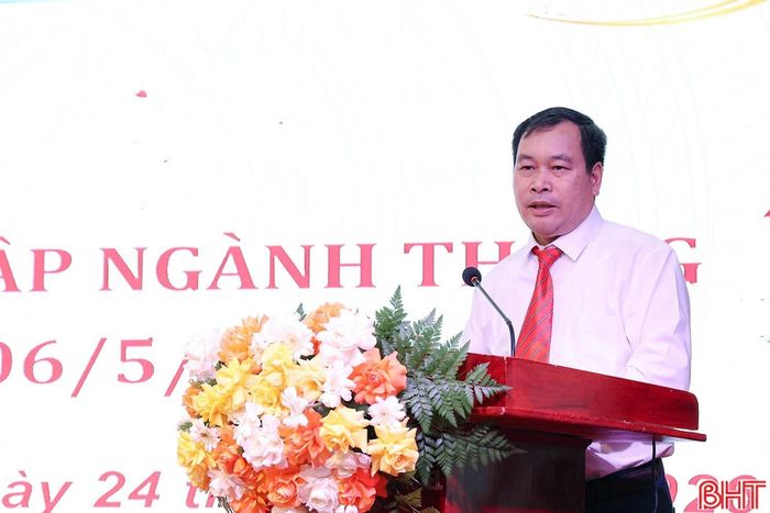 Đồng chí Trần Thanh Bình - nguyên Chi cục trưởng Chi cục Thống kê Hà Tĩnh (cũ) phát biểu tại lễ kỷ niệm.