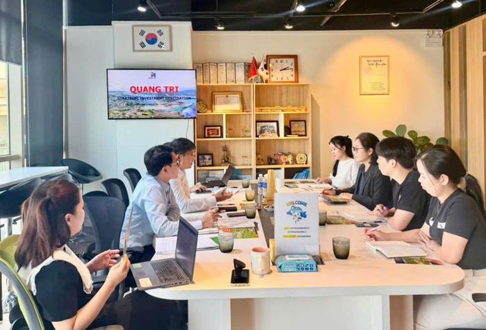 Trung tâm Xúc tiến Đầu tư, Thương mại và Du lịch tỉnh Quảng Trị làm việc với doanh nghiệp Hàn Quốc.