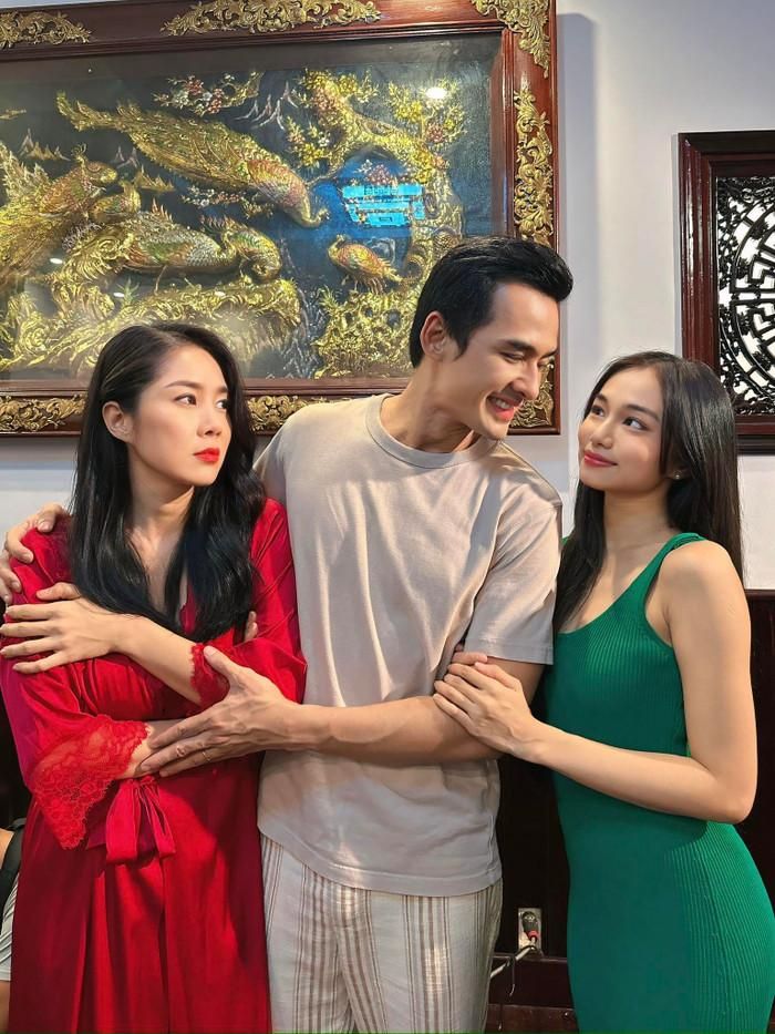 Các tuyến nhân vật khác như Như Trang của Ngân Hòa hay Mai của Lê Phương góp phần đẩy mâu thuẫn lên cao.