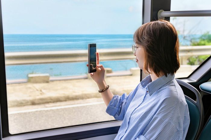 Không gian yên tĩnh và vận hành êm giúp hành khách thư giãn trong suốt hành trình