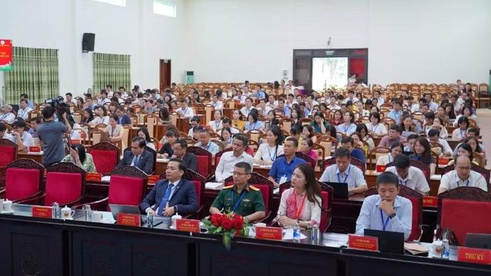 Hội thảo khoa học quy tụ đông đảo giới chuyên môn.