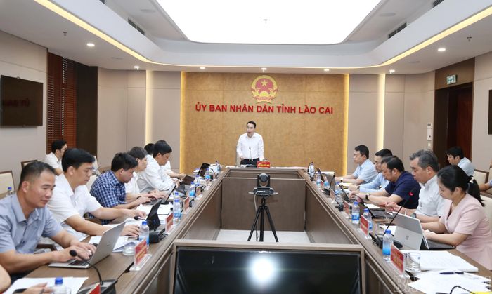 Quang cảnh hội nghị đánh giá tình hình tăng trưởng kinh tế quý I và xây dựng kịch bản quý II/2026.