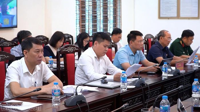 Các đại biểu dự hội nghị.