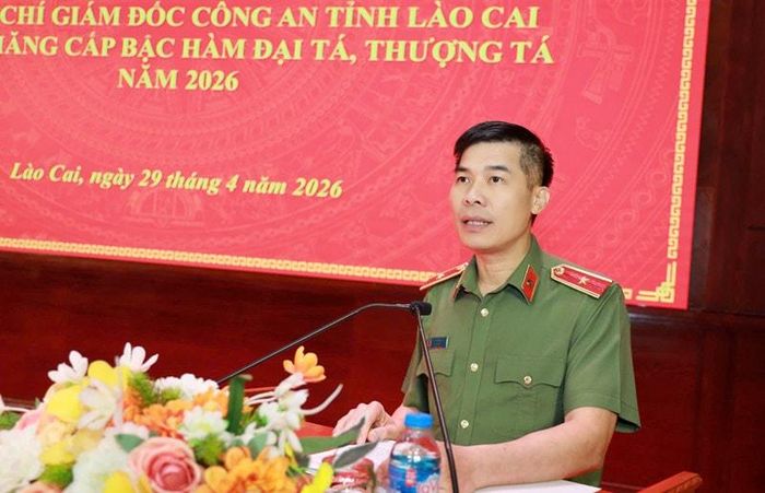 Thiếu tướng Cao Minh Huyền - Giám đốc Công an tỉnh Lào Cai phát biểu tại buổi lễ. Ảnh: Công an Lào Cai