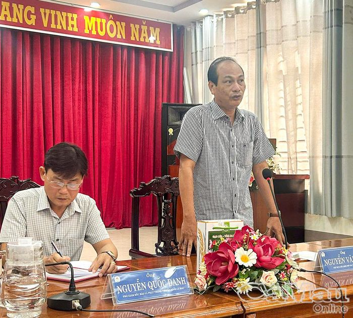 Chủ tịch Liên minh HTX tỉnh Cà Mau Nguyễn Văn Vũ thống nhất Phiên chợ OCOP sẽ diễn ra từ ngày 9-10/5.