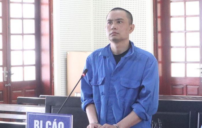 Bị cáo Sầm Văn Đức tại tòa.
