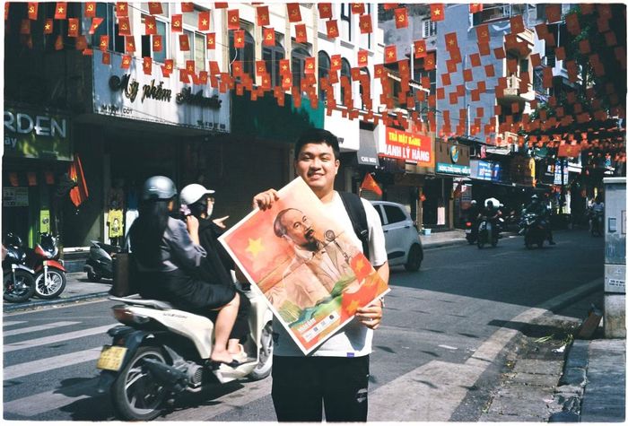 Tiến Huy cho rằng mỗi người trẻ đều có một "mặt trận" của riêng mình. Có người học tập, lao động, cống hiến, quan trọng là mình làm việc đó với tinh thần trách nhiệm