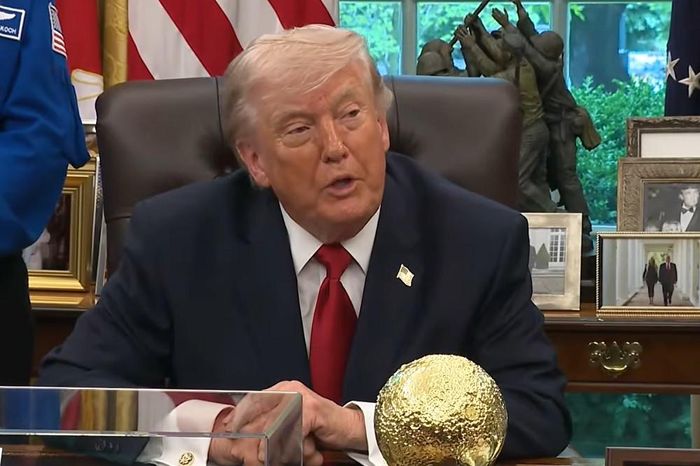 Tổng thống Mỹ Donald Trump hôm 29/4. Ảnh: Nhà Trắng
