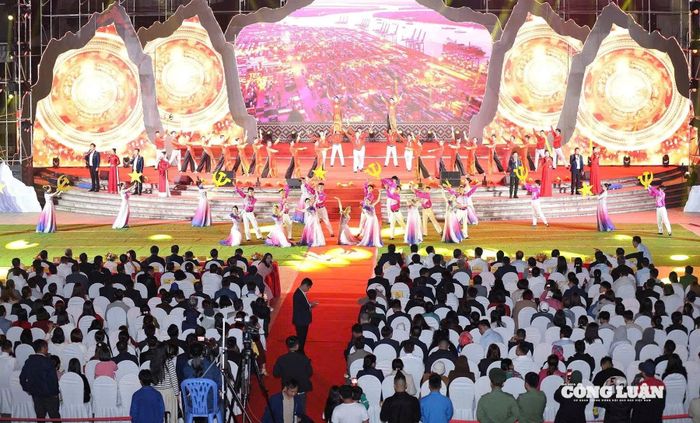Sa Pa là nơi đón lượng du khách đổ về nghỉ lễ nhất, đây cũng là nơi diễn ra nhiều chương trình sự kiện hấp dẫn