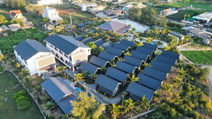 Dịch vụ du lịch tại Châu Tân ngày càng hoàn thiện, đáp ứng nhu cầu nghỉ dưỡng đa dạng. Ảnh Đôn Nguyễn