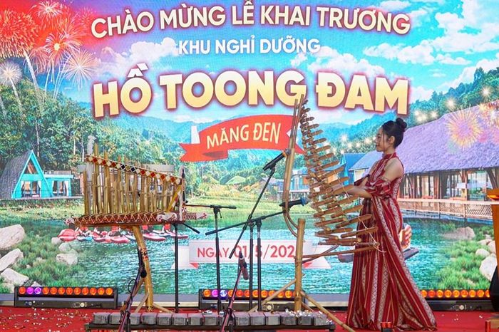 Tiết mục văn nghệ chào mừng