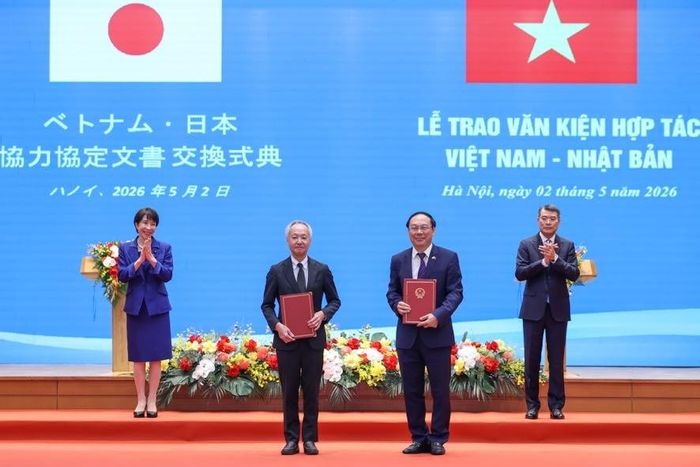 Thủ tướng Lê Minh Hưng và Thủ tướng Takaichi Sanae chứng kiến trao Bản ghi nhớ hợp tác giữa Cục Quản lý và Xây dựng công trình thủy lợi, Bộ Nông nghiệp và Môi trường Việt Nam và Tổng cục Phát triển nông thôn, Bộ Nông Lâm Ngư nghiệp Nhật Bản về trao đổi công nghệ, kỹ thuật trong lĩnh vực thủy lợi.