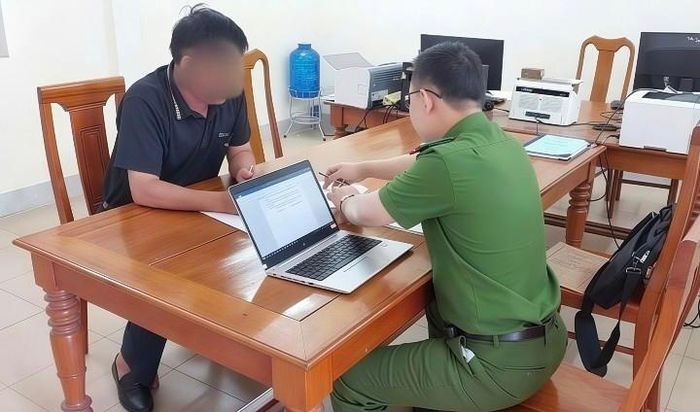 Công an xã Đức Thọ mời L.V.N. đến làm việc.