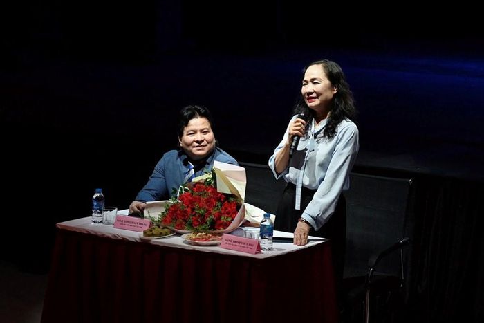 Buổi giao lưu ảo thuật gia ba miền nhận nhiều sự quan tâm của giới chuyên môn và công chúng. Ảnh: Tú Trinh